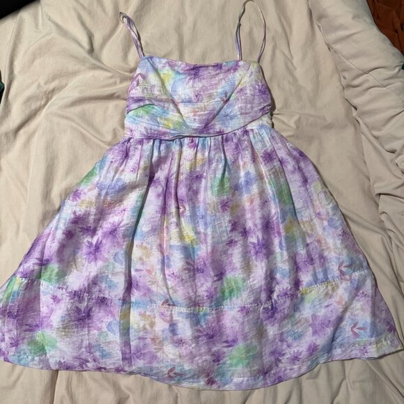 Mid-Length Spring Dress - Picture 2 of 2